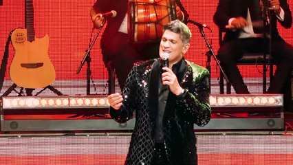 EDDY HERRERA - EL IDIOTA - AGRADECIDO LIVE