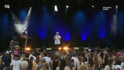 Sam Tompkins - Talking to the moon - Live @ Lollapalooza Berlin 2024