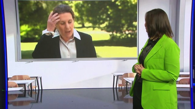 Head of Victoria's exam authority quits following leaked VCE questions