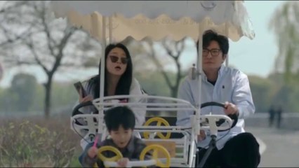 حياة زوجية سعيدة وناجحة تتعرض لتغييرات تؤدى الى توقف الزواج بعد عشر سنوات.As_husband As_wife