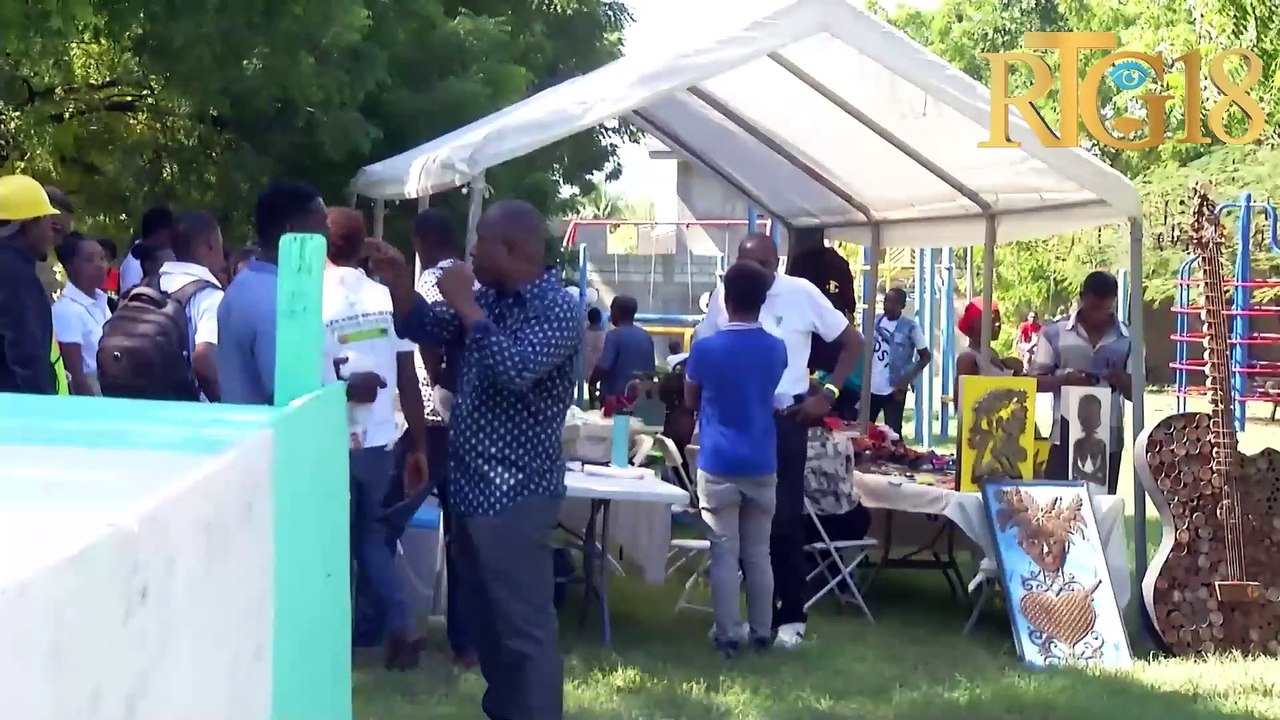 GRET òganize yon fwa agwo atizanal avèk 20 jèn antreprenè nan kad pwojè ki pote non "PAIR" .