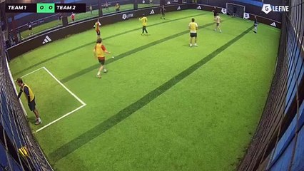 Anatole 18/11 à 20:30 - Football Bergkamp (LeFive Villette)