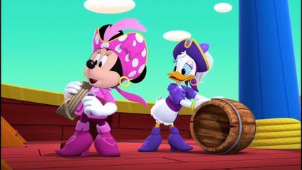 Steamboat Willie & Dennis the Duck