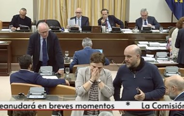 La humillación del PSOE: una socialista ruega por su voto a ERC y Bildu