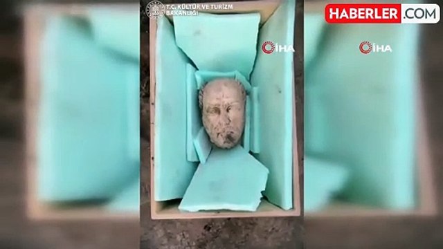 Milattan Önce 4. Yüzyıla Ait Heykelin Eksik Kalan Başı Bulundu