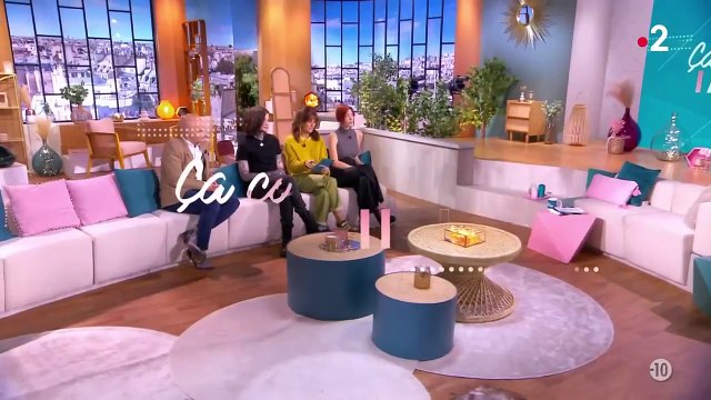 Faustine Bollaert (Ça commence aujourd’hui) présente les témoins du jour