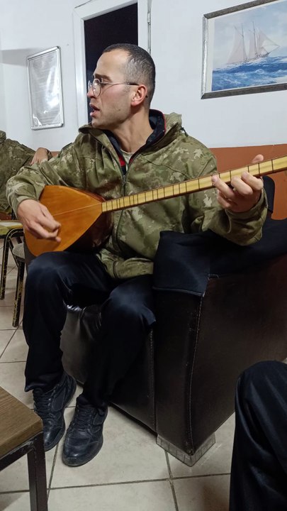 Asker Storyleri Sazlı
