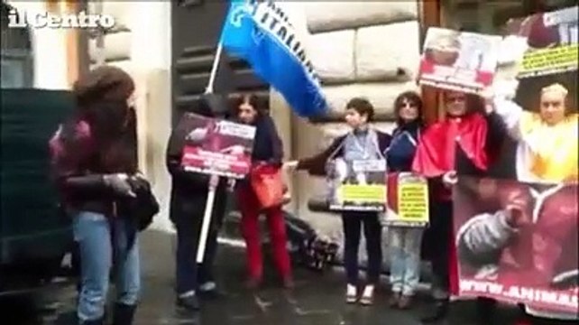 Appello degli animalisti abruzzesi al nuovo Papa: Non usare l'ermellino