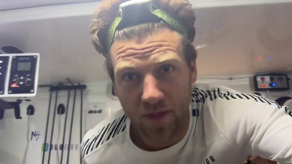 Vendée Globe 2024 - Benjamin Ferré /  MONNOYEUR - DUO FOR A JOB met aux enchères sa banane