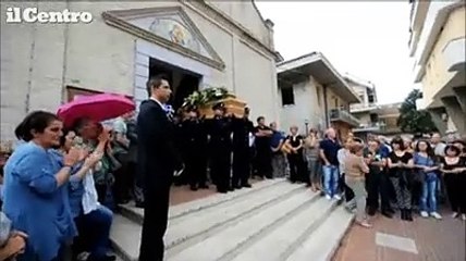 San Nicol?, in centinaia ai funerali del ciclista travolto e ucciso da un'auto