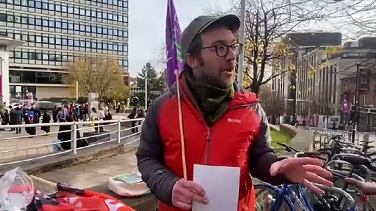 Sheffield Hallam University staff protest over delayed pay rise