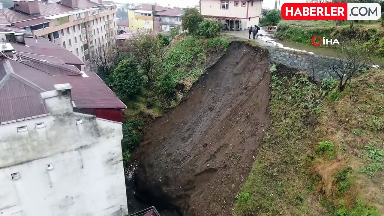 Rize'de Heyelan: 1 Ölü, 4 Yaralı