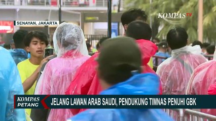 Hujan Tak Jadi Halangan, Pendukung Timnas Mulai Padati Stadion GBK Jakarta!