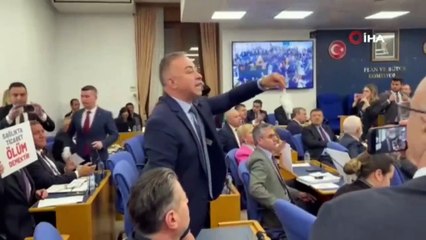 Bütçe görüşmelerinde gergin anlar: İstifaya çağrılan Bakan Memişoğlu'nun hareketi olay oldu