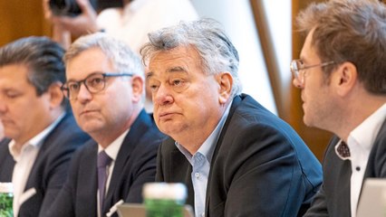 Öffentlicher Dienst: Beamte protestieren vor Gehaltsverhandlungen ✊