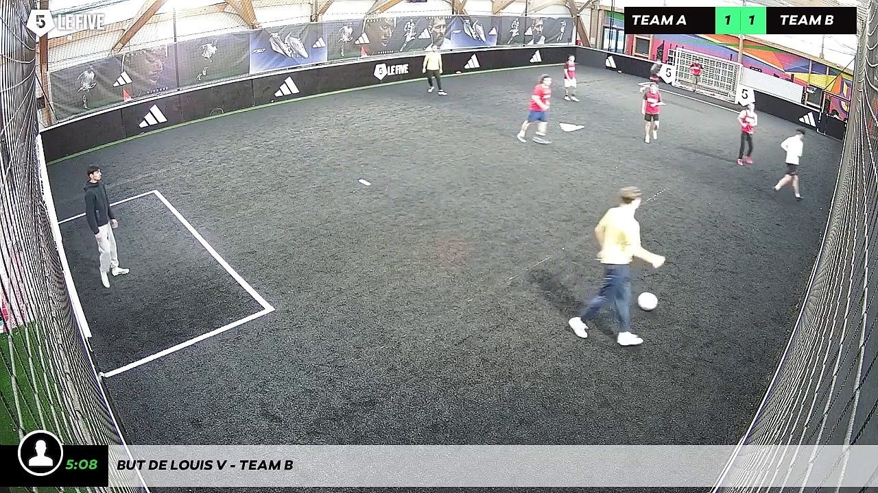 But de Louis V - Team B