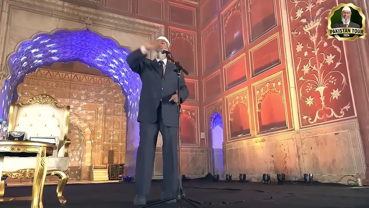 Dr. Zakir Naik _ Chiristian teacher asks, Muslims Injeel, Torah, Zaboor q nhi parhte_