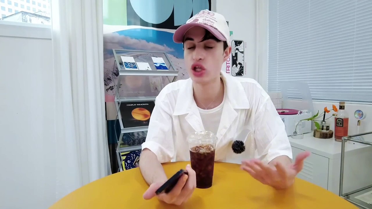 Q&A ¦ soy pasivo o activo¿ saldría con Felix Manuel¿ dejé mis estudios, ligar en Corea y más chismes