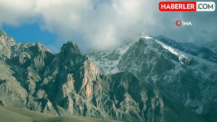 Aladağlar'da Kaybolan İki Kadın Dağcının Arama Çalışmaları Devam Ediyor