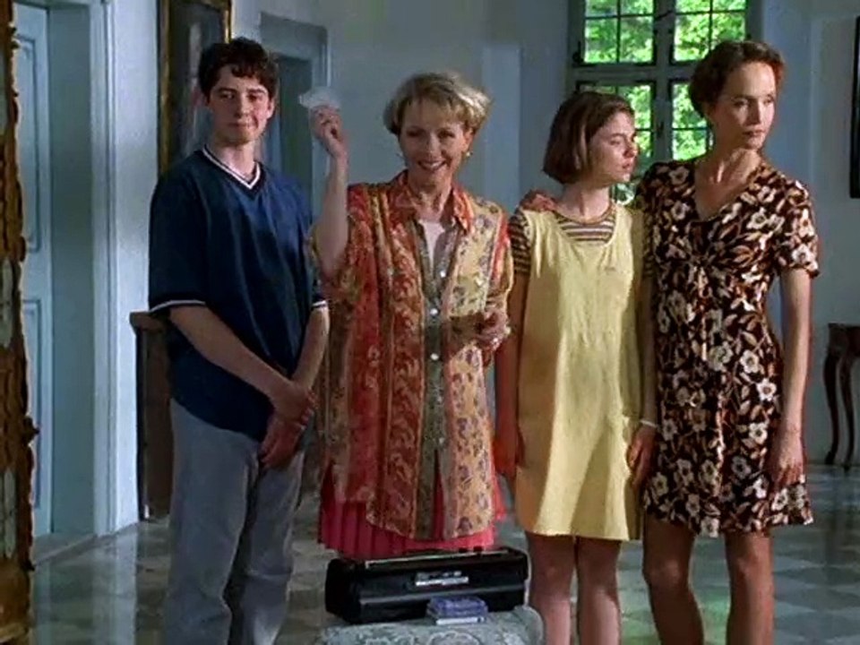 S07E02 - Feuerwehrball