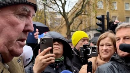 Jeremy Clarkson has two words for BBC journalist at farmers’ protest