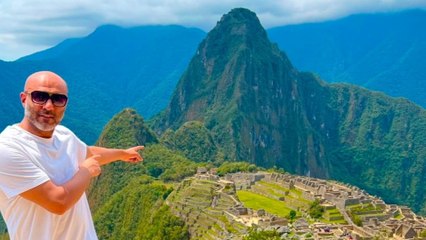Travel-mad dad shows off photos from six of the seven wonders of the world