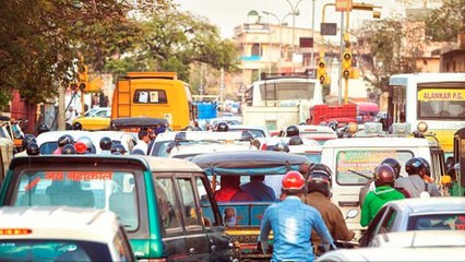 Crisis En La India: La Contaminación Atmosférica Obliga A Cerrar La Capital