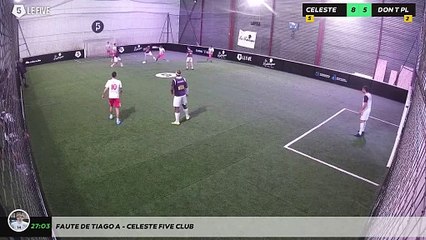 Faute de Tiago A - Celeste Five Club