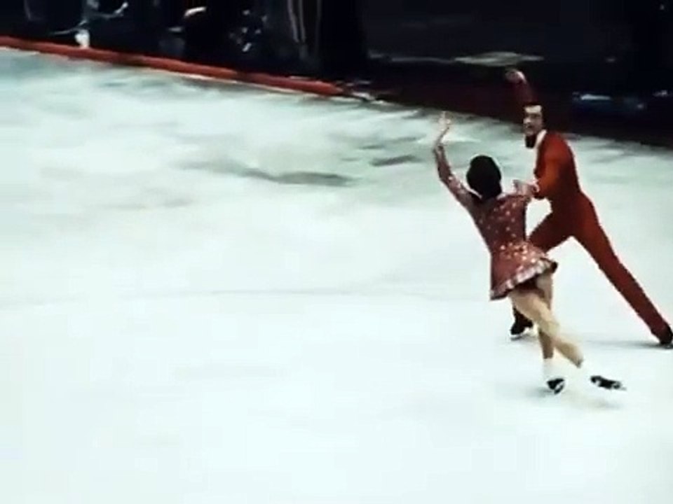 Советский Спорт. На льду Людмила Пахомова и Александр Горшков. Романс Петра Булахова Гори, гори, моя звезда (1976)