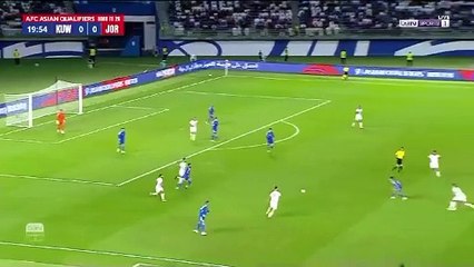 شاهد لحظة تسجيل يزن نعيمات هدفه العالمي بمباراة الاردن والكويت