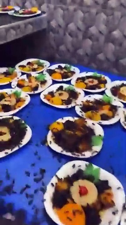 النحل يهاجم أحد الأعراس بهذا الشكل !