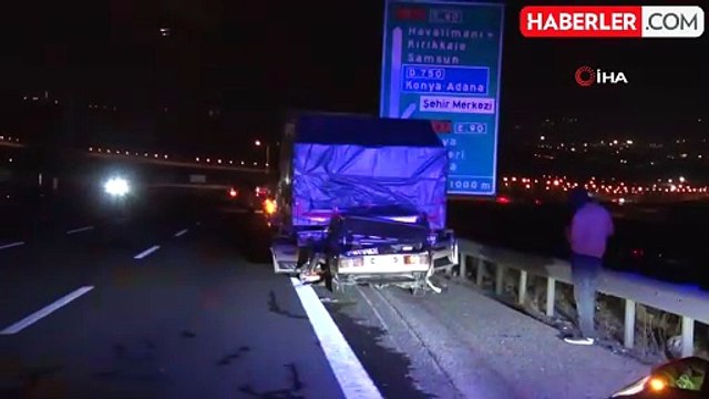 Ankara'da Tıra Arkadan Çarpan Tofaş Otomobil Hurdaya Döndü: 1 Ölü