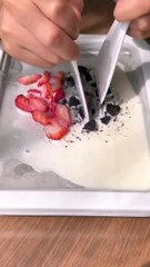 Ice cream Rolls 딸기오레오 아이스크림 #asmr #icecream #shorts #living