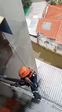 Peran Pengecatan dalam Menjaga Estetika Gedung Tinggi | Jasa Cat Dinding Gedung Bertingkat