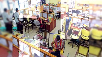 क्या सरकारी कर्मियों की रिटायरमेंट उम्र बढ़कर हो गई 62 साल? 1 अप्रैल से लागू हो रहा फैसला! जानें