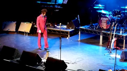 Ziggy 2011 - Life on Mars