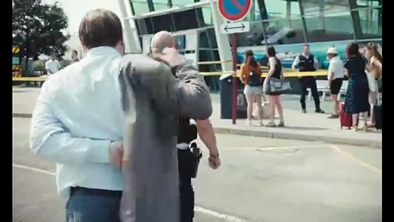 The Wrong Place ⁄ Borgo - Trailer