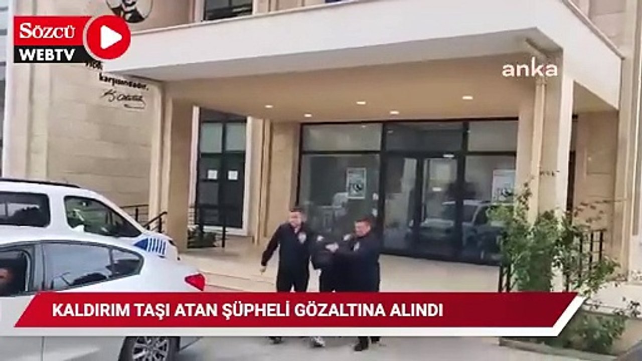 AKP Beylikdüzü İlçe Başkanlığı'na kaldırım taşı atan şüpheli gözaltına alındı