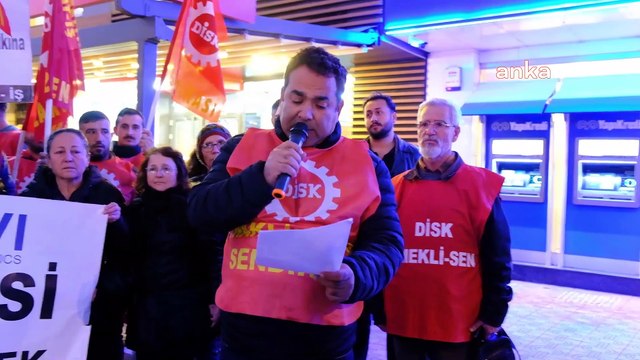 Eskişehir’de işçilerden McDonald’s önünde oturma eylemi: İşçileri sendikasız bırakmalarına izin vermeyeceğiz!