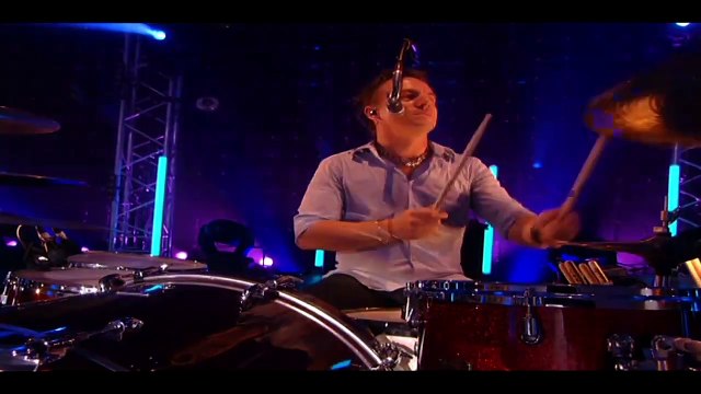 PATRICK BRUEL LIVE — Place des grands hommes | PATRICK BRUEL LIVE - Des souvenirs...ensemble | Bercy, mai 2007 | BRUEL LIVE