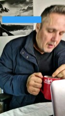 J'ai pas pris mon café ☕ ! Ne me parle pas !