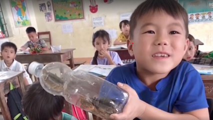 Món quà 20/11 tặng cô giáo gây sốt mạng xã hội của cậu học trò ở Lào Cai