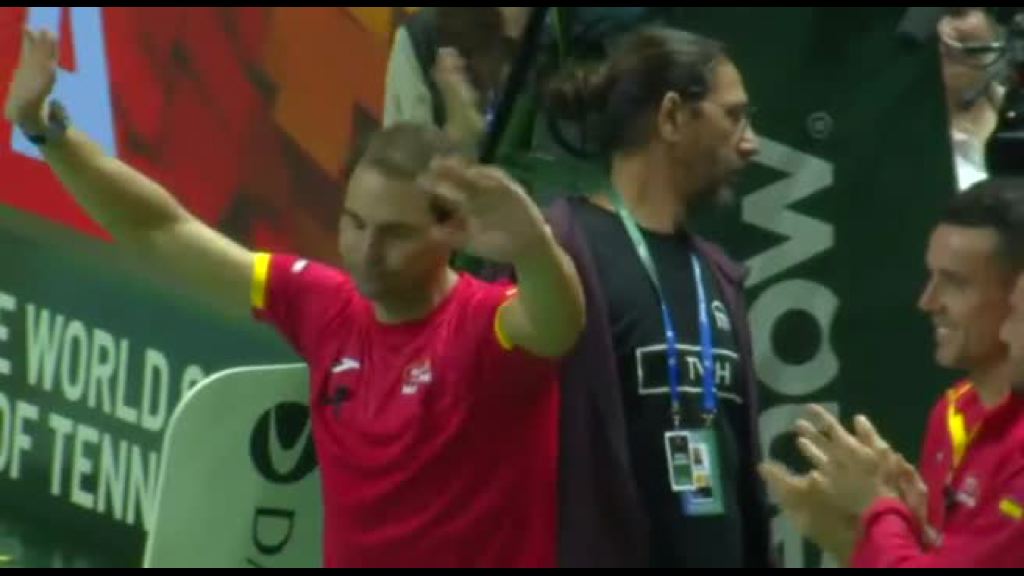 Video Il commovente addio di Nadal: il mio corpo mi dice di smettere