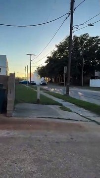 Ce conducteur rate son burn en voiture... douloureux