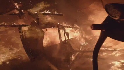 La impresionante secuencia en primera persona de un bombero en una casa en llamas