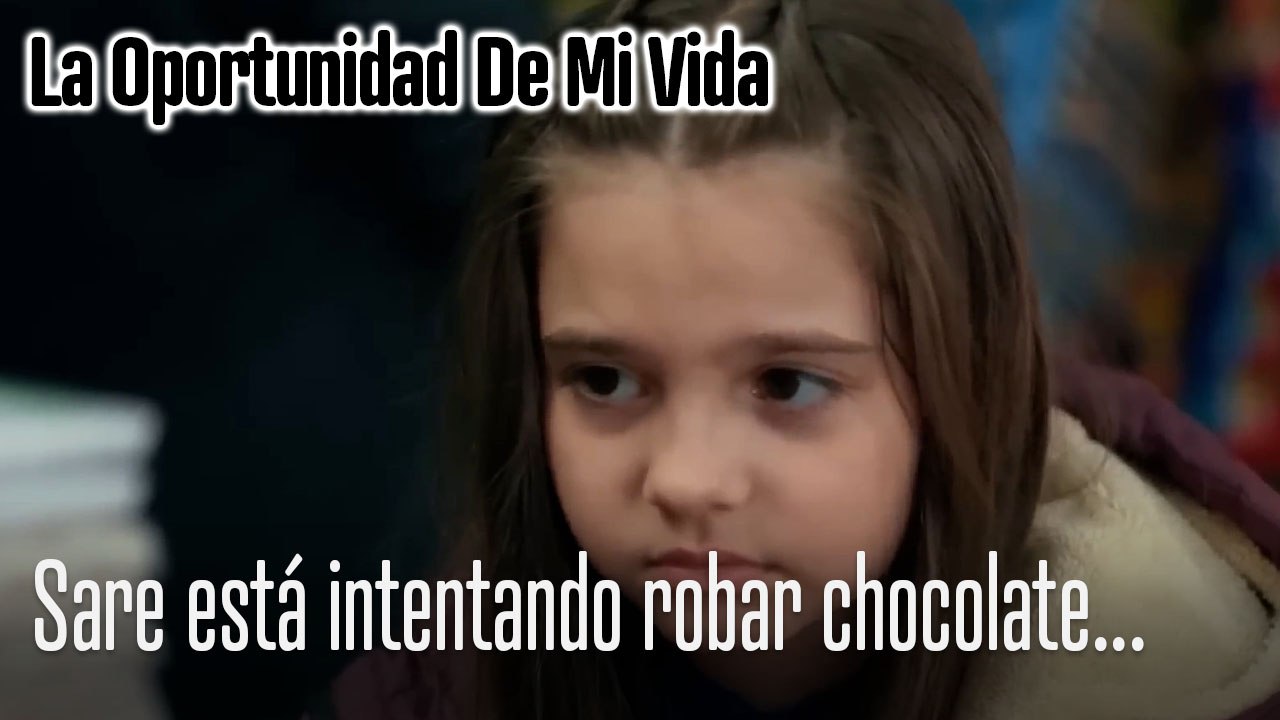 Sare está intentando robar chocolate...