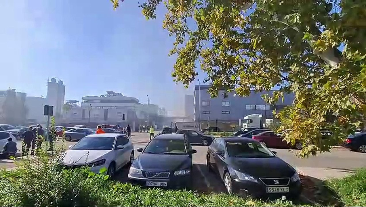 Tres heridos en la explosión de la farmacéutica Alcaliber