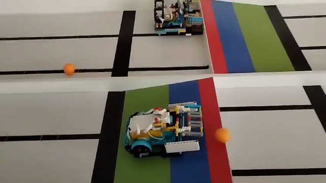 Cuatro jóvenes representarán a España en World Robot Olimpiad en Turquía con dos robots que juegan al tenis solos