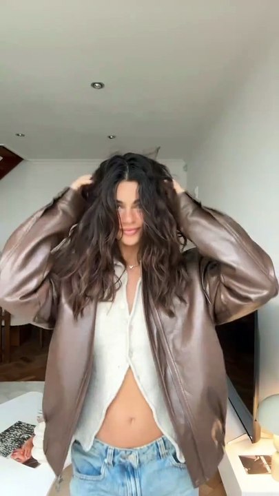 spontaneous big chop & carrie bradshaw curls by the best @larrykinghair