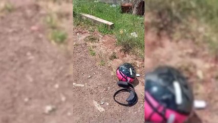 Motociclista tem suspeita de fratura em vértebra após enroscar em fio pendurado